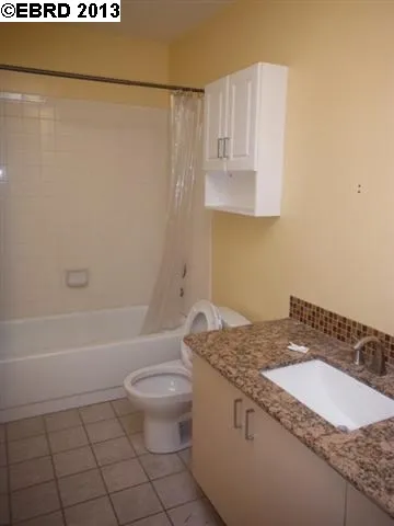2917 Macarthur Blvd 4d, Oakland, California 94602-3231