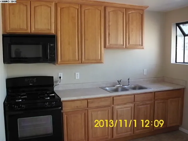 621 Donna Dr, Martinez, California 94553-1422