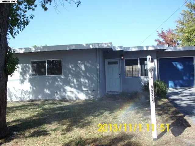 621 Donna Dr, Martinez, California 94553-1422