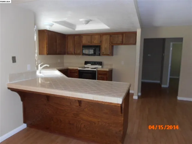 3949 Chatworth St, Pittsburg, California 94565-5761