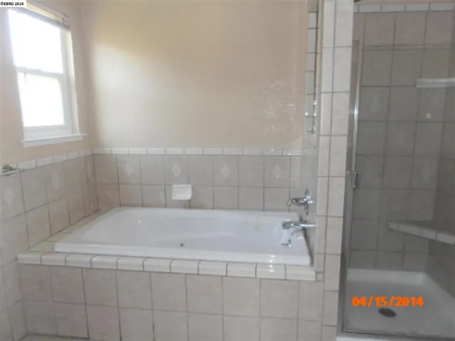 3949 Chatworth St, Pittsburg, California 94565-5761