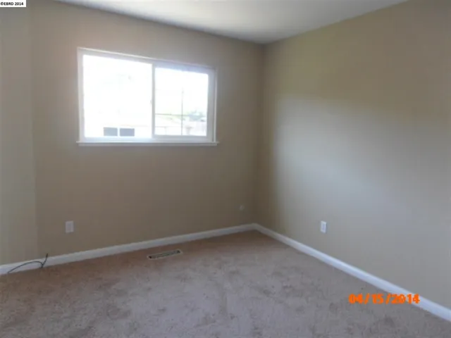 3949 Chatworth St, Pittsburg, California 94565-5761