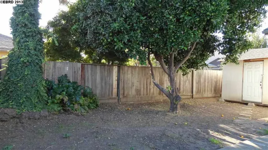 16137 Via Catherine, San Lorenzo, California 94580-1917