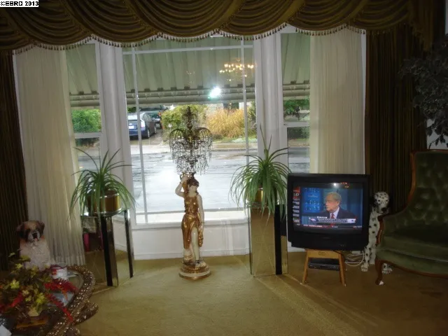 3011 Roosevelt Ave, Richmond, California 94804-1543