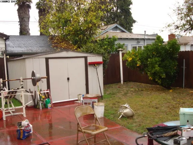 3011 Roosevelt Ave, Richmond, California 94804-1543