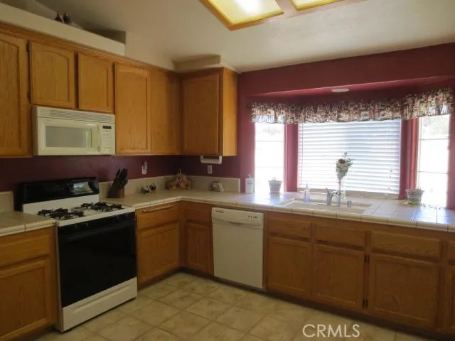 1228 Pinon Road, Pinon Hills, California 92372
