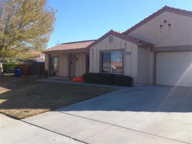 13473 Prospector Road, Victorville, California 92392