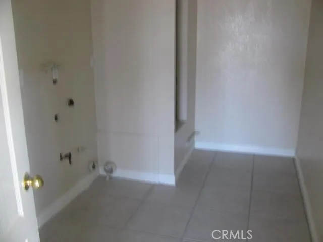 13564 Mesquite Street, Oak Hills, California 92344