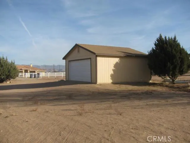 13564 Mesquite Street, Oak Hills, California 92344