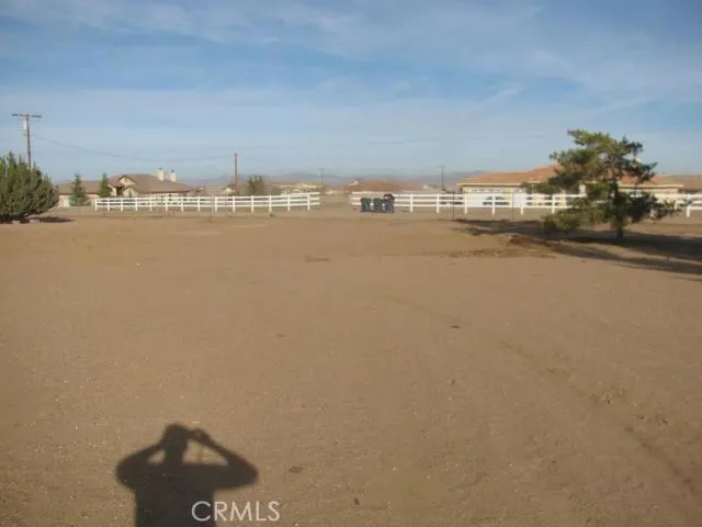 13564 Mesquite Street, Oak Hills, California 92344