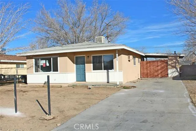 15225 Las Piedras Drive, Victorville, California 92395