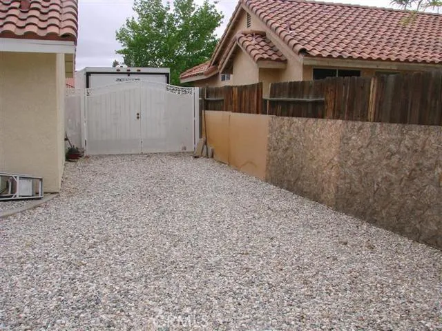 12264 Mockingbird Place, Apple Valley, California 92308