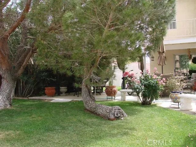 12264 Mockingbird Place, Apple Valley, California 92308