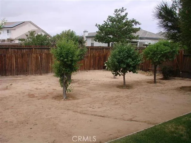 12264 Mockingbird Place, Apple Valley, California 92308