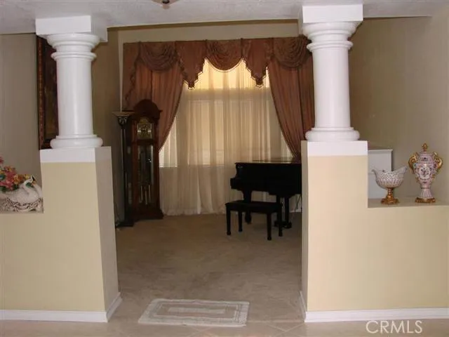 12264 Mockingbird Place, Apple Valley, California 92308
