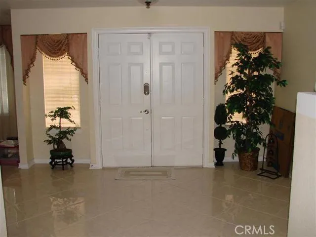 12264 Mockingbird Place, Apple Valley, California 92308