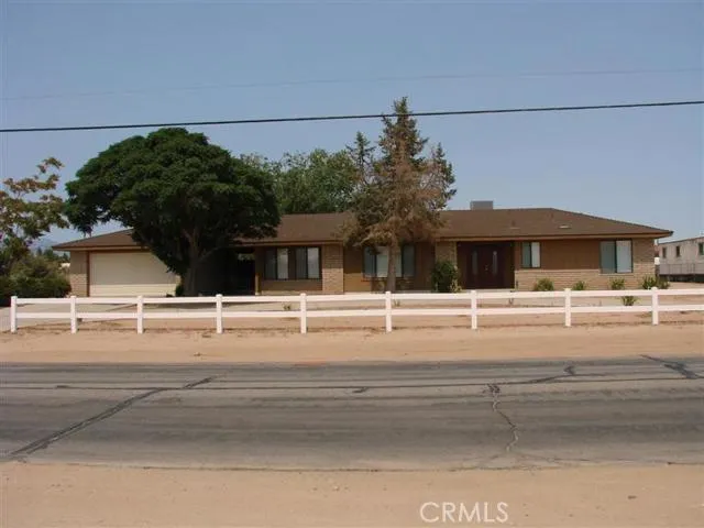 8550 11th Avenue, Hesperia, California 92345