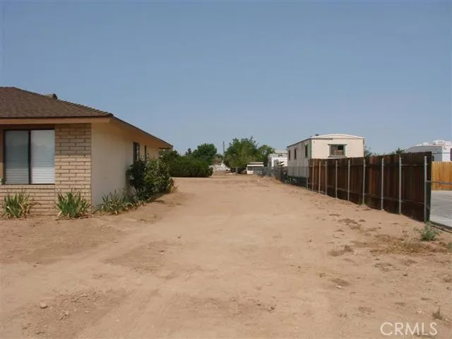8550 11th Avenue, Hesperia, California 92345