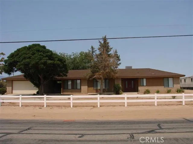 8550 11th Avenue, Hesperia, California 92345