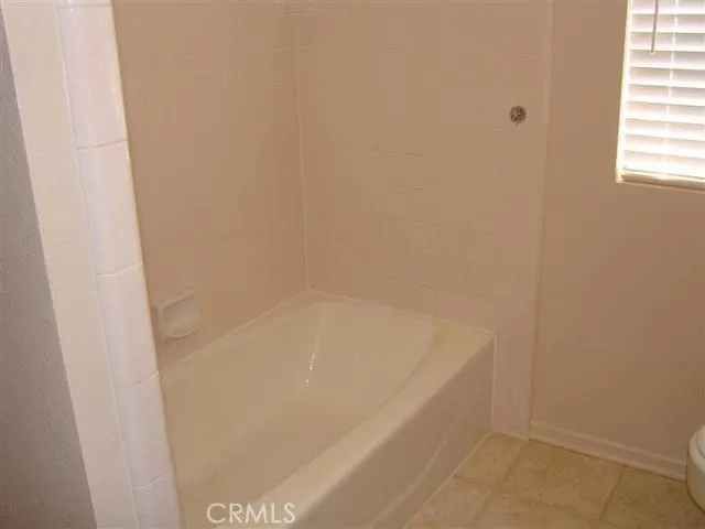8550 11th Avenue, Hesperia, California 92345
