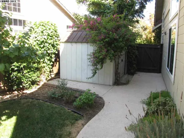 706 Summerwood Dr, Brentwood, California 94513-1868