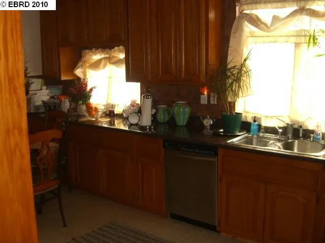 1629 84th Ave, Oakland, California 94621-1704
