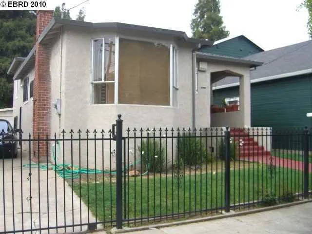 1629 84th Ave, Oakland, California 94621-1704