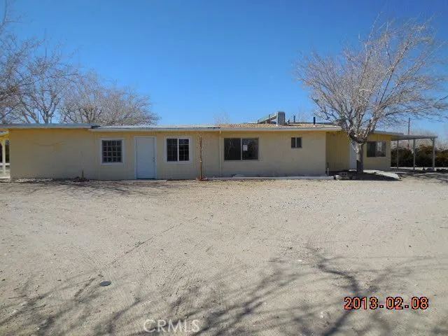 9624 Fairlane Road, Lucerne Valley, California 92356