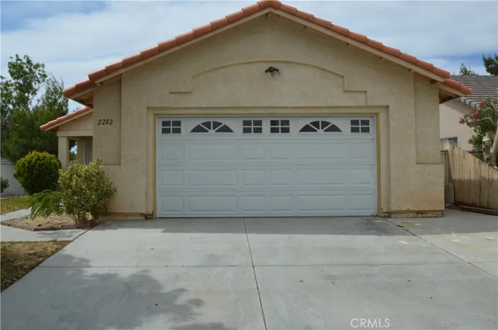 2282 El Rio Street, Lancaster, California 93535