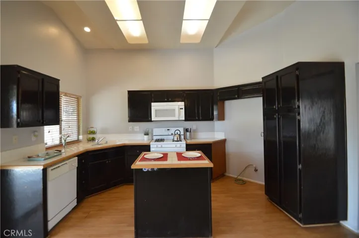 2282 El Rio Street, Lancaster, California 93535