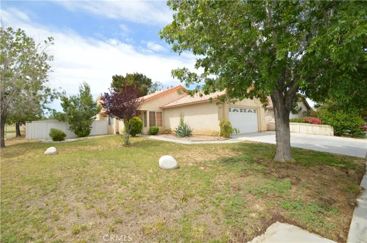 2282 El Rio Street, Lancaster, California 93535