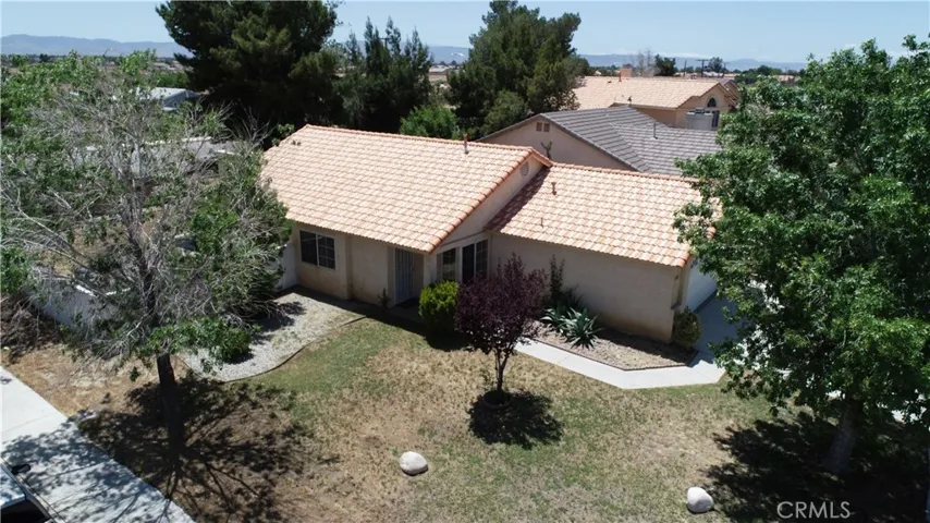 2282 El Rio Street, Lancaster, California 93535
