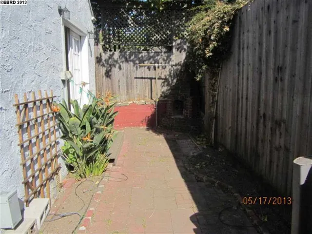 1415 Allman St., Oakland, California 94602