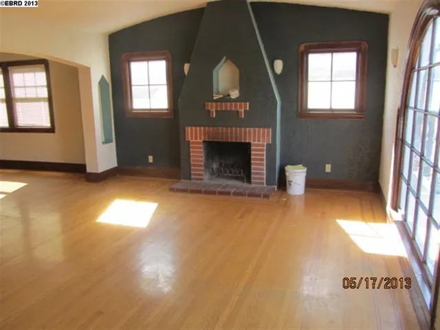 1415 Allman St., Oakland, California 94602