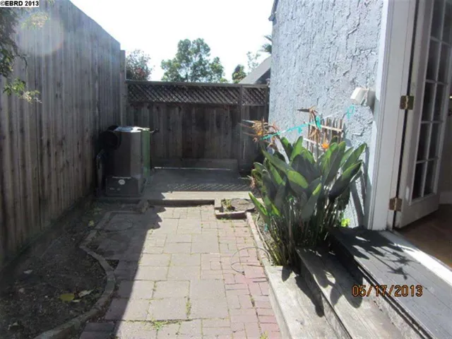1415 Allman St., Oakland, California 94602