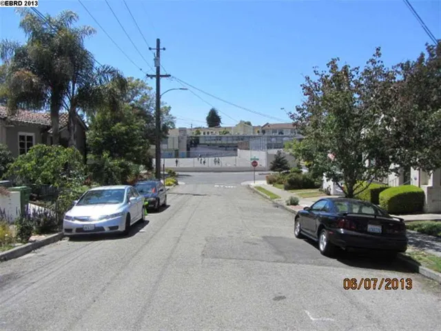 1415 Allman St., Oakland, California 94602