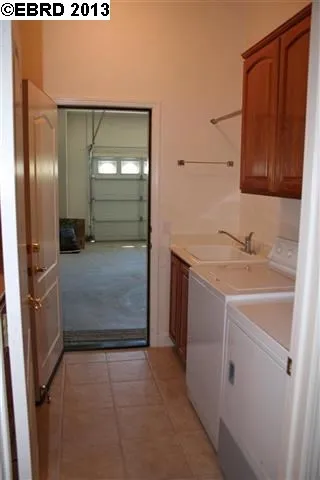 611 Pomona Dr, Brentwood, California 94513-6945