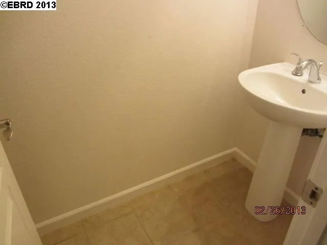 2645 Northern Cross Rd, Hayward, California 94545-4764