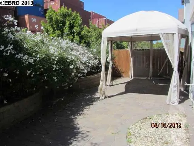 9441 Dunbar Dr., Oakland, California 94603