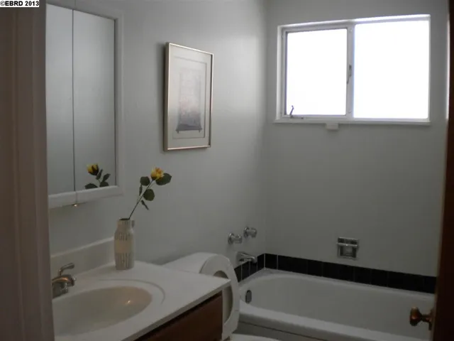 1650 Stanton Ave, San Pablo, California 94806-2034