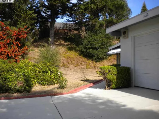 1650 Stanton Ave, San Pablo, California 94806-2034