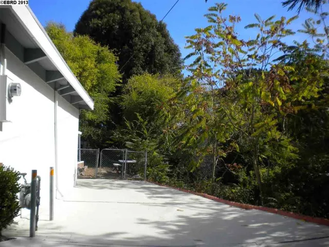 1650 Stanton Ave, San Pablo, California 94806-2034