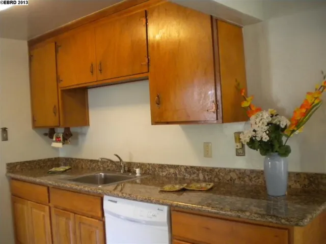 1650 Stanton Ave, San Pablo, California 94806-2034
