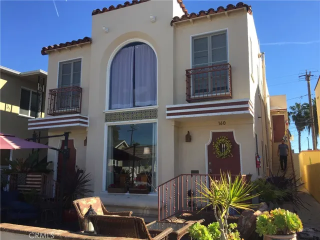 160 Argonne Avenue, Long Beach, California 90803