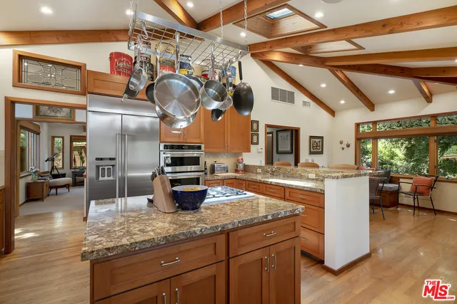 21907 Canon Drive, Topanga, California 90290