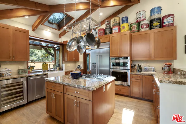 21907 Canon Drive, Topanga, California 90290