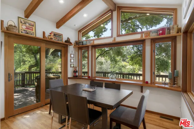 21907 Canon Drive, Topanga, California 90290