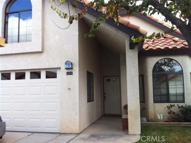 19261 Palm Way Way, Apple Valley, California 92308