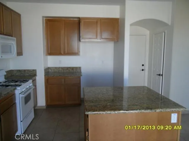 15602 Deep Canyon Lane Lane, Victorville, California 92394