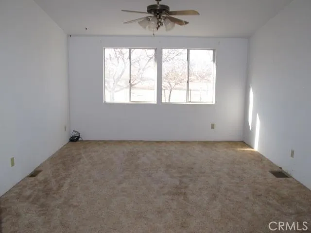 14450 Buttonwood Street, Phelan, California 92371